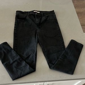 Levi’s 720 High Rise Super Skinny Black Jean